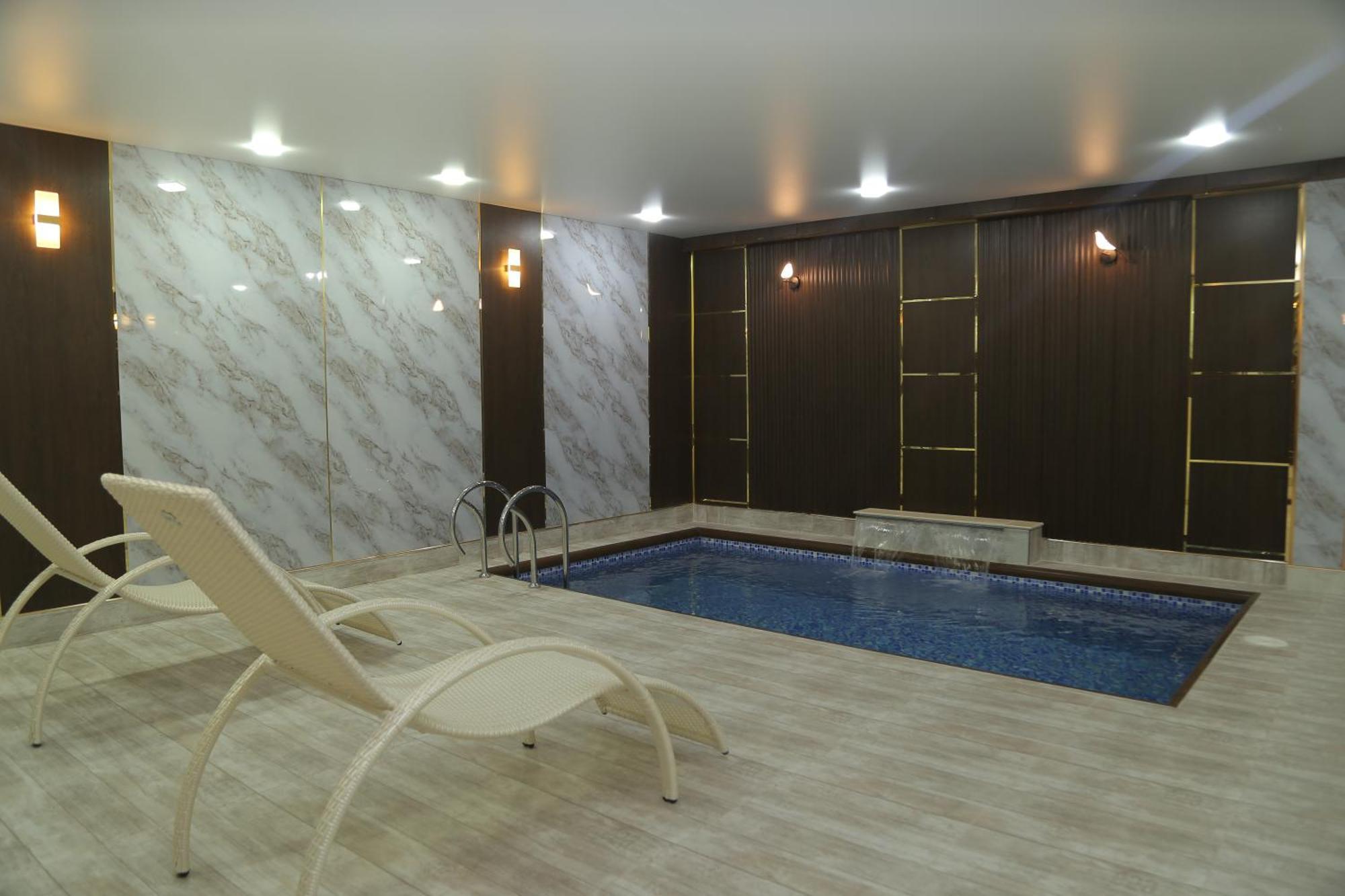 Bek Plus Hotel Takchilik ภายนอก รูปภาพ