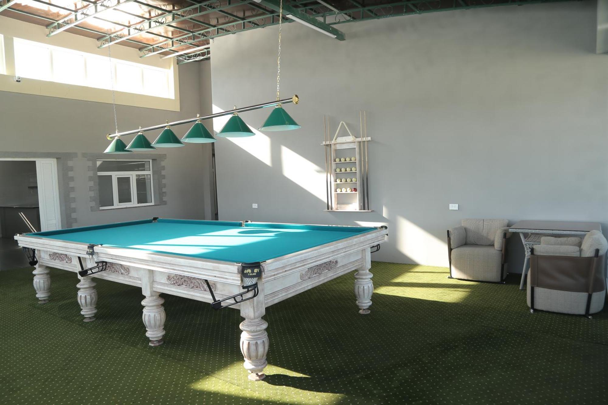 Bek Plus Hotel Takchilik ภายนอก รูปภาพ