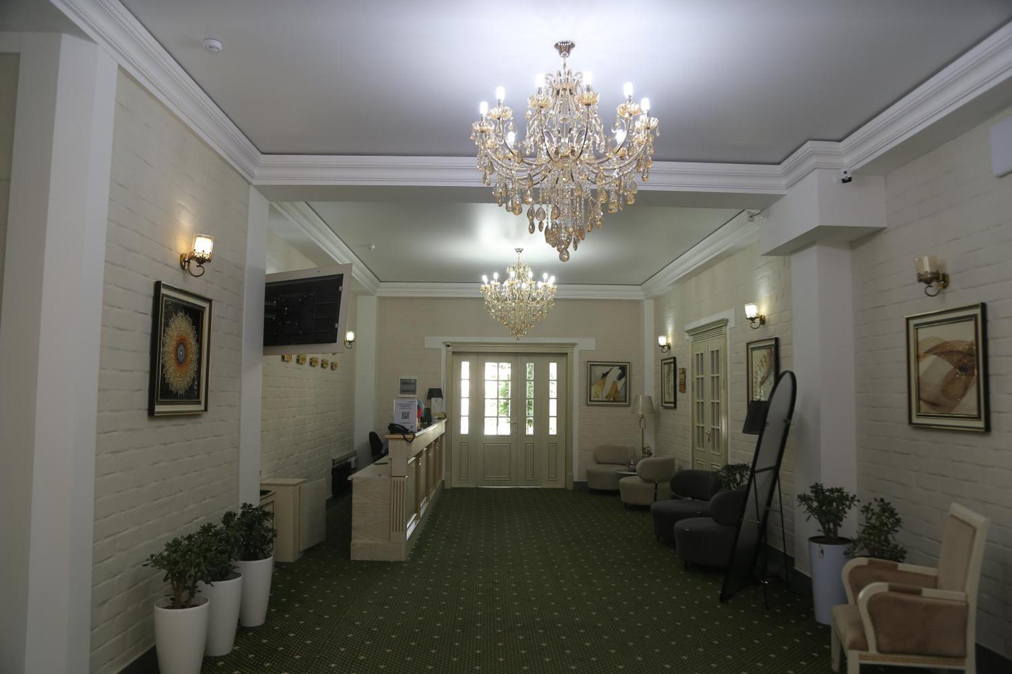 Bek Plus Hotel Takchilik ภายนอก รูปภาพ